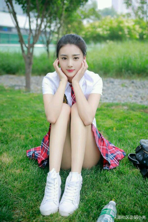 开云体育登陆入口-乌拉圭男足在巴黎奥运会比赛中表现出色，赢得银牌，乌拉圭男足名单